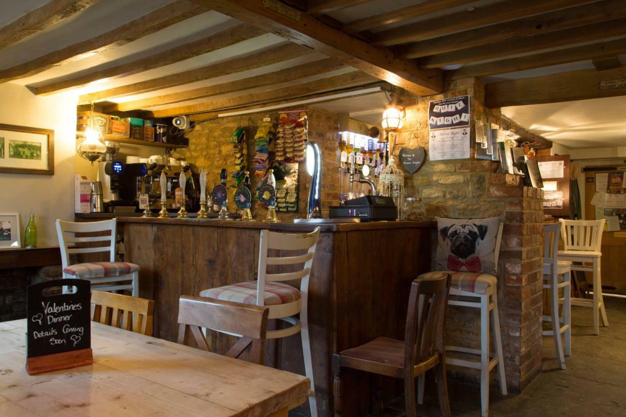 The Norman Knight Whichford Hotel Long Compton Екстериор снимка
