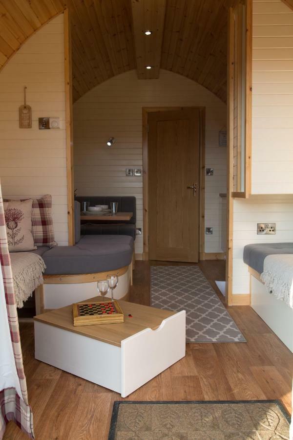The Norman Knight Whichford Hotel Long Compton Екстериор снимка