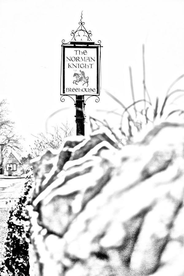 The Norman Knight Whichford Hotel Long Compton Екстериор снимка